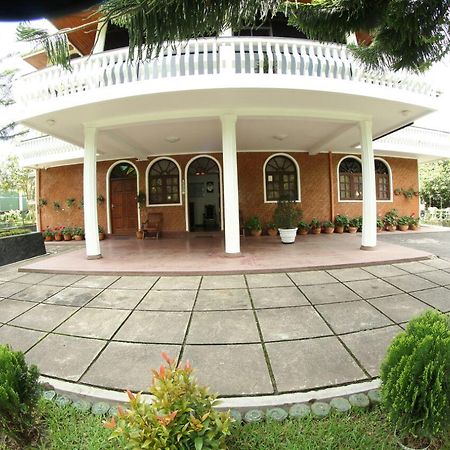 Sampath Hotel Nuwara Eliya Bagian luar foto