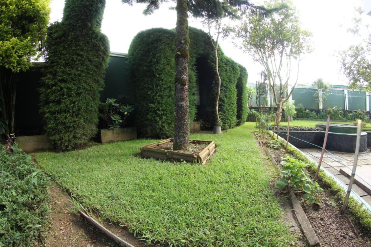 Sampath Hotel Nuwara Eliya Bagian luar foto